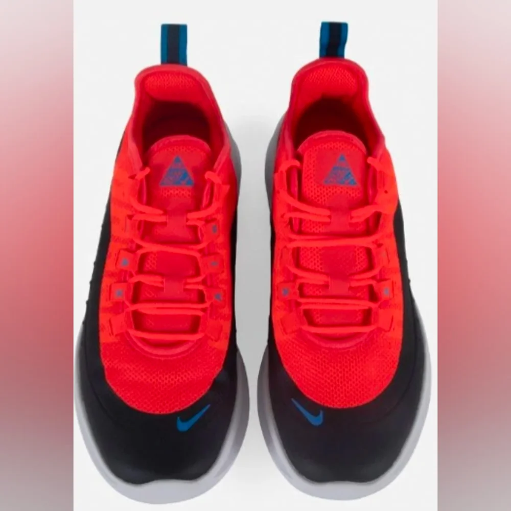 Nike Air Max Axis Grade-School Sneakers Size 5.5Y Like New MSRP $80 - Picture 2 of 12